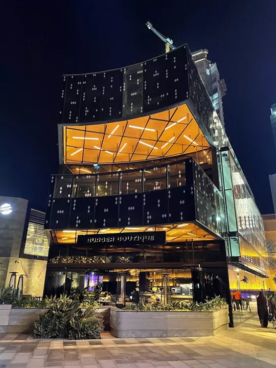 مطعم ليزي كات (الخبر) - السعودية - 82035