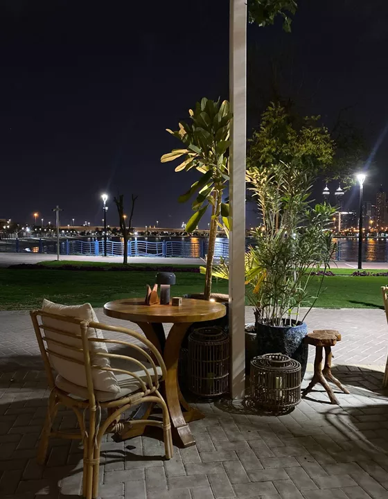 مطعم ليزي كات (حديقة بحيرة القوز) - دبي، الإمارات - 82052
