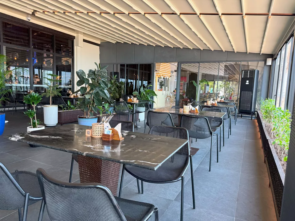 Lazy Cat Restaurant (Muscat) - Oman - 82073