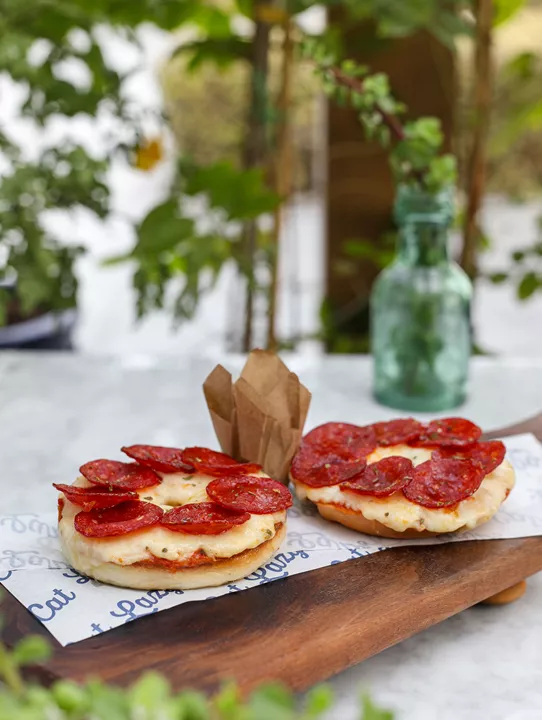 Focaccia Pepperoni - 385