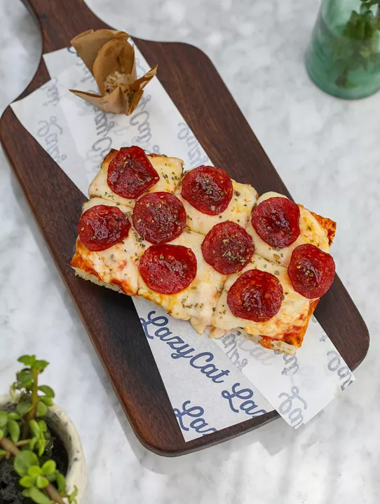 Focaccia Pepperoni - 392