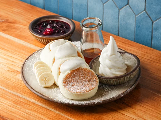 Fluffy Japanese Pancakes